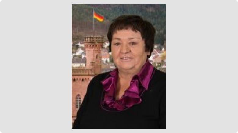 Irmgard Karrer